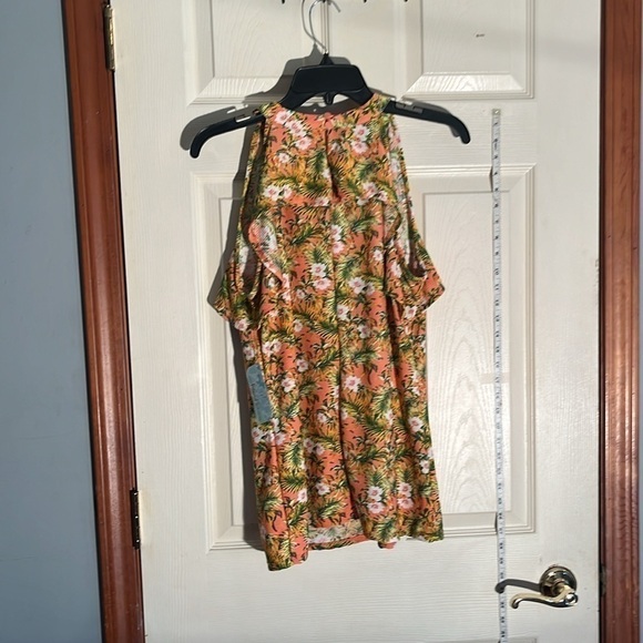 NWT-island Shores-M-multicolor Hawaiian halter, ruffle, sleeveless top/blouse. - Picture 2 of 10